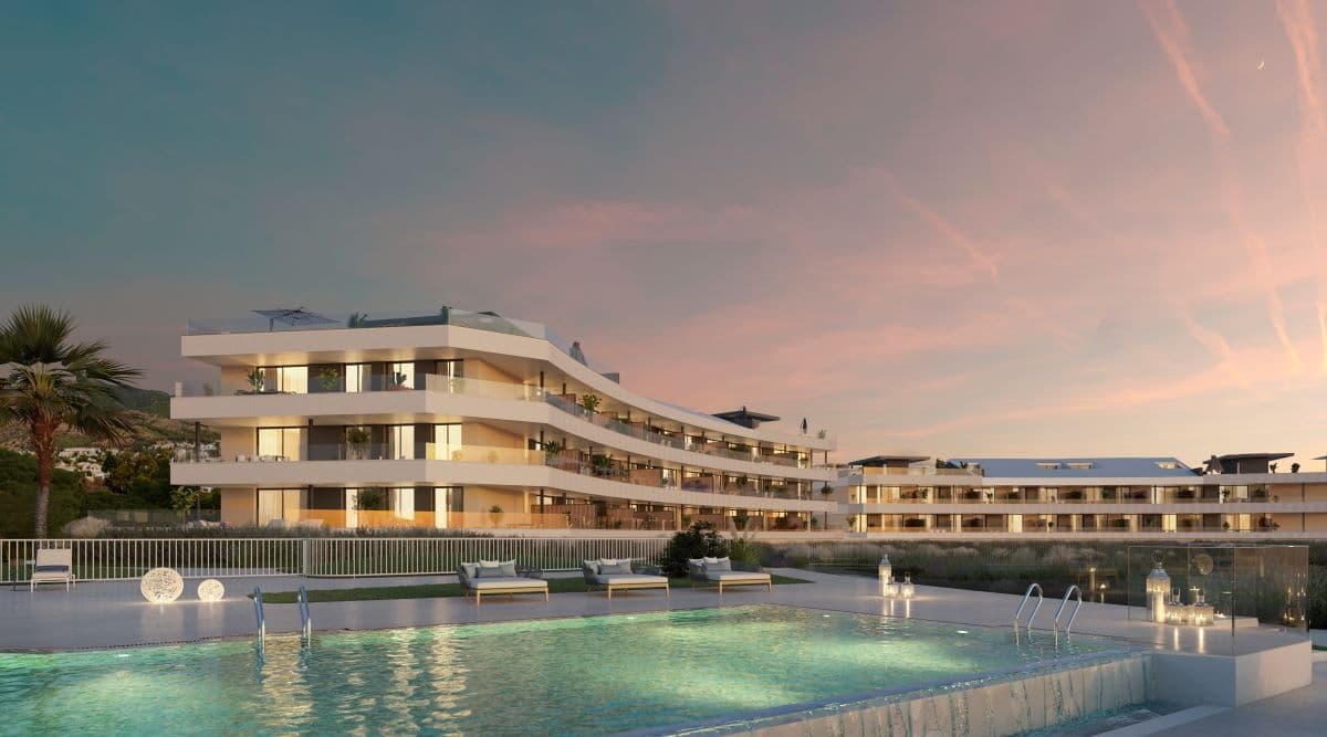 Imagine waking up every day in a spacious, bright space with a sea view!