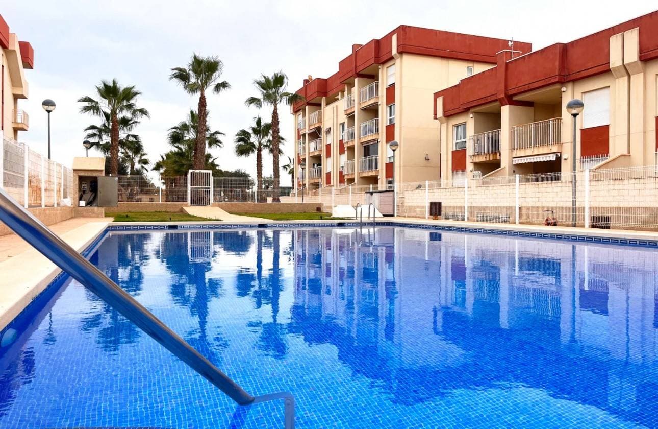 Renovated apartments for sale in Lomas de Cabo Roig, a residential complex with pool!